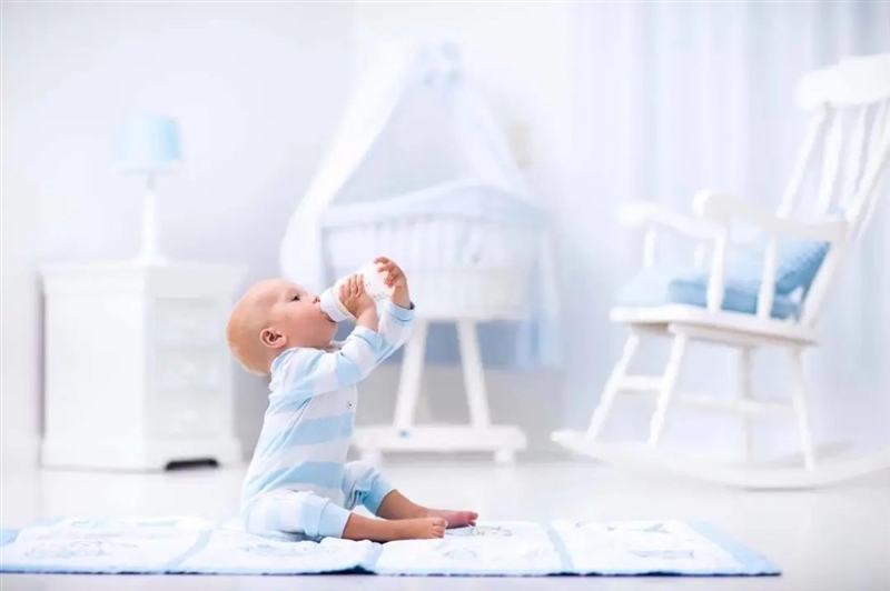 宝宝出现这4种常见症状，说明乳糖不耐受了！应对方法建议收藏！